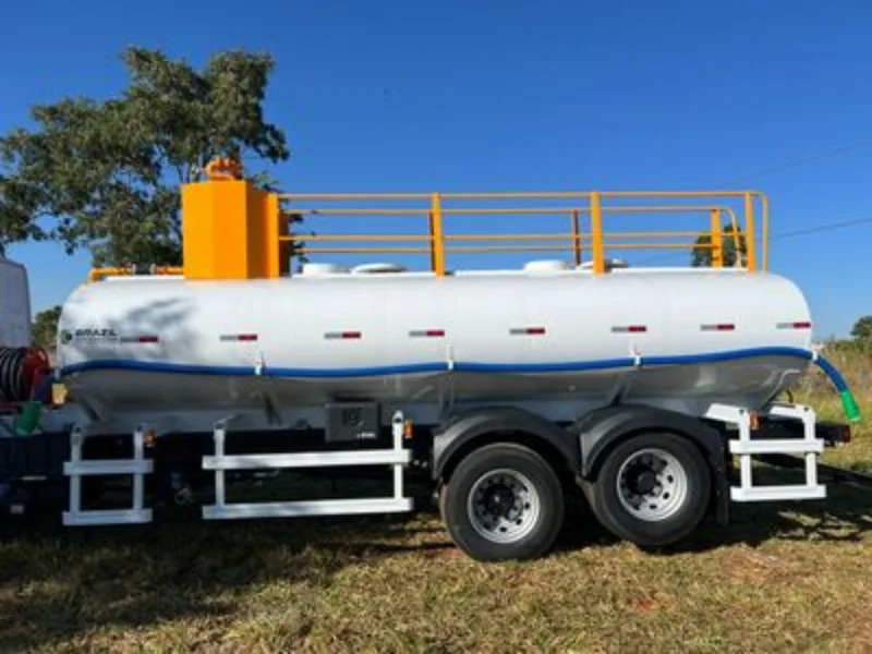 Caminhão de água potável em Goiânia