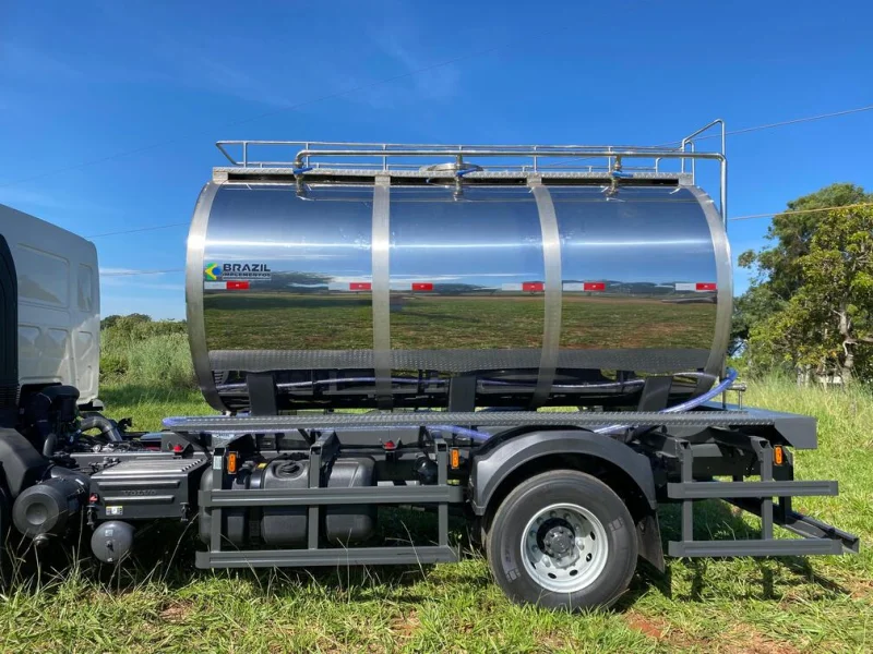 Caminhão com tanque inox para leite preço