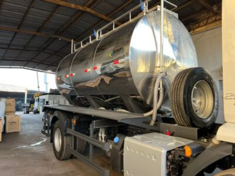 Tanque de leite para caminhão em Goiânia